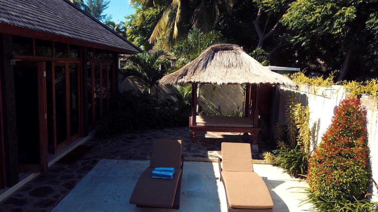 Gili Palms Villas Гілі-Траванган Екстер'єр фото