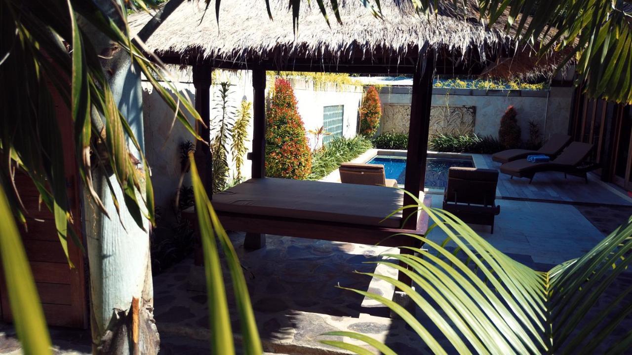 Gili Palms Villas Гілі-Траванган Екстер'єр фото