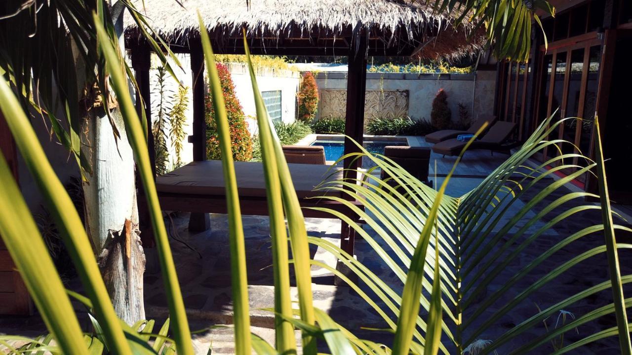 Gili Palms Villas Гілі-Траванган Екстер'єр фото